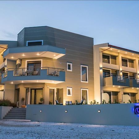 Gmare Aparthotel Gerakini Exteriör bild