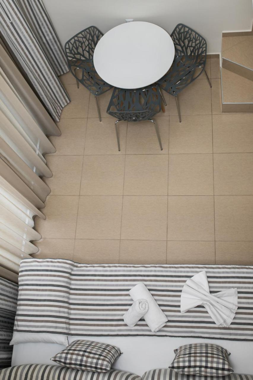 Gmare Aparthotel Gerakini Exteriör bild